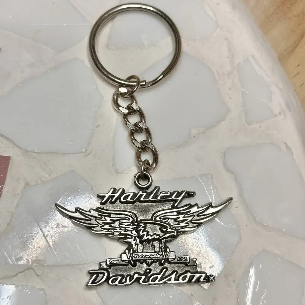 Harley Davidson Motorcycle Keychain GENUINE Screaming Eagle Silver